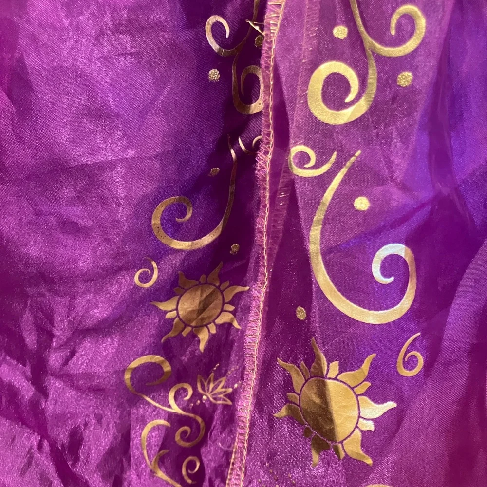 Disney Rapunzel Prince Costume 4-6X imperfect